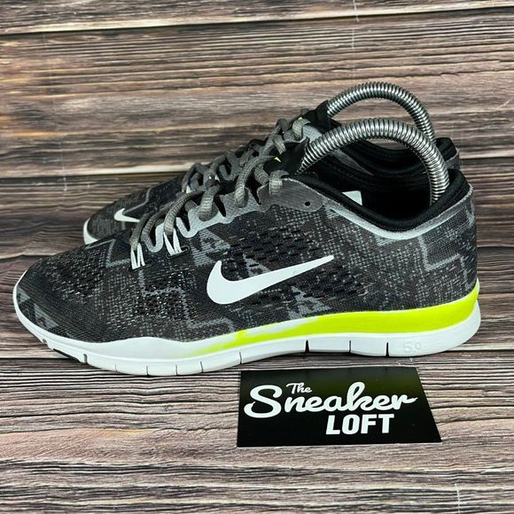 Nike Free 5.0 TR‎ Fit 4 Print Athletic Running Shoes - Picture 3 of 8